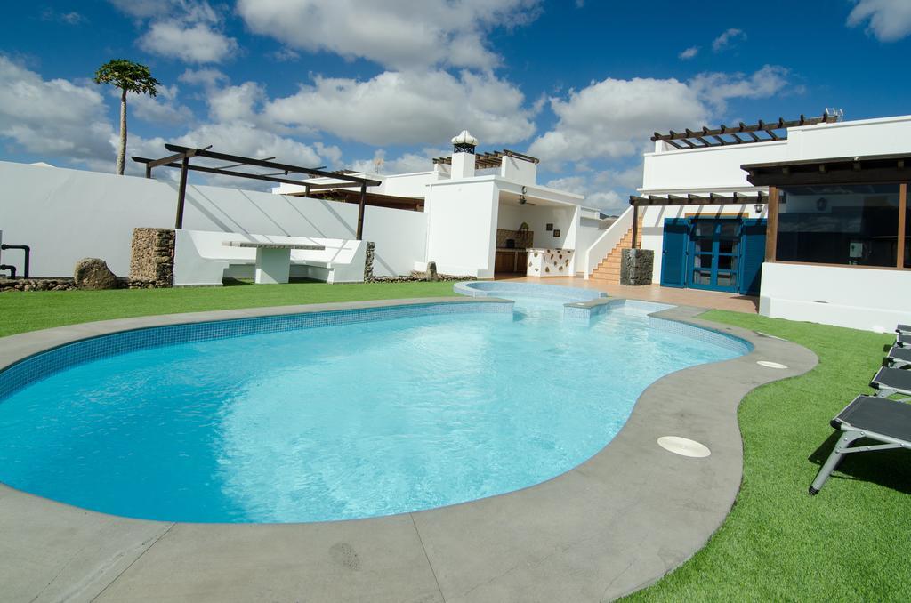 Villa Valeria Playa Blanca  Exterior photo